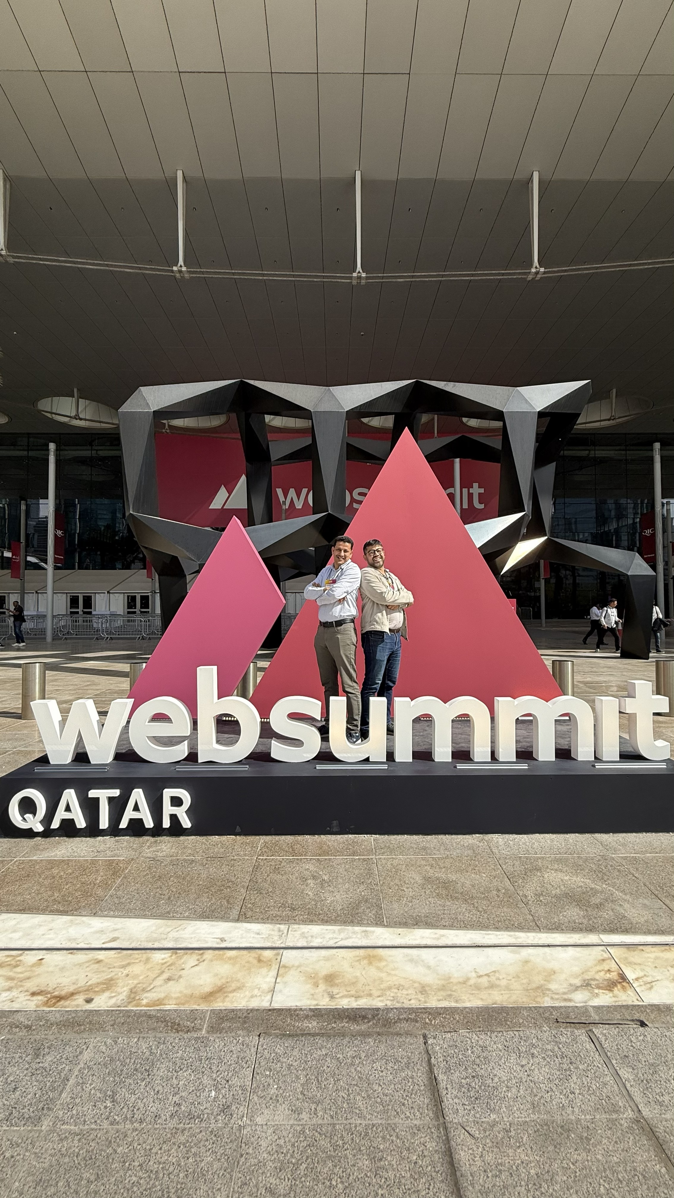 MONARK IT team collaborating in a modern office